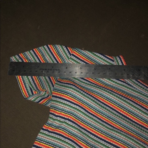 Rue 21 Rainbow small top - Picture 4 of 6